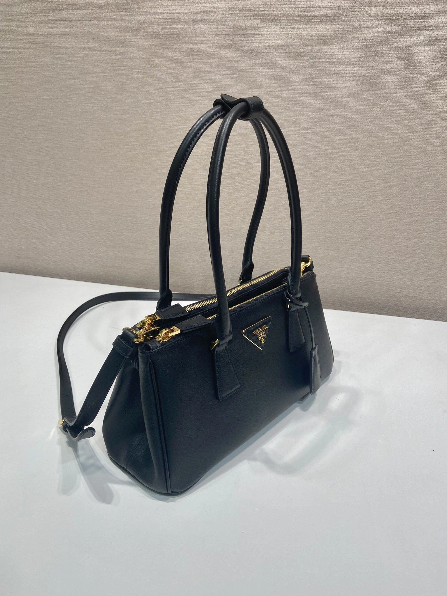 Pra*a top handle bags 4099a-0703
