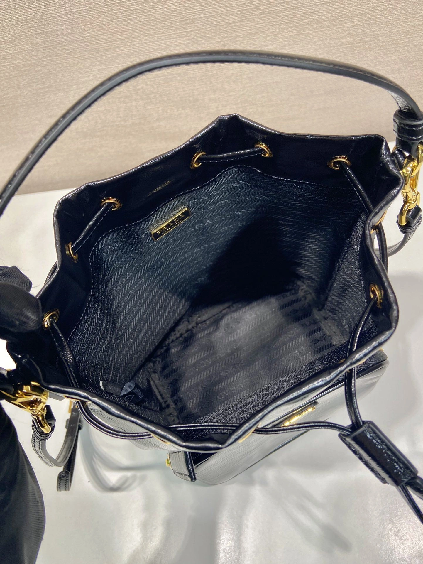 Pra*a bucket bags 4099a-0733