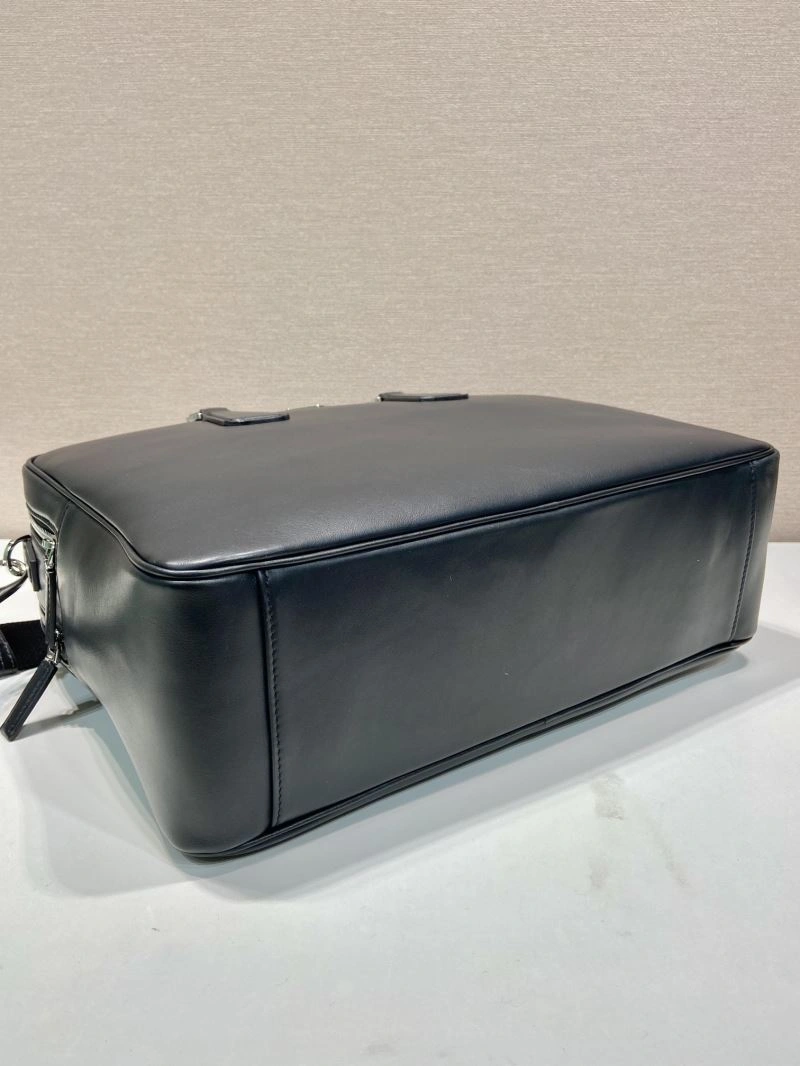 Pra*a briefcase 4099f-0117