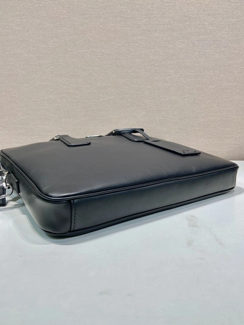 Pra*a briefcase 4099f-0126