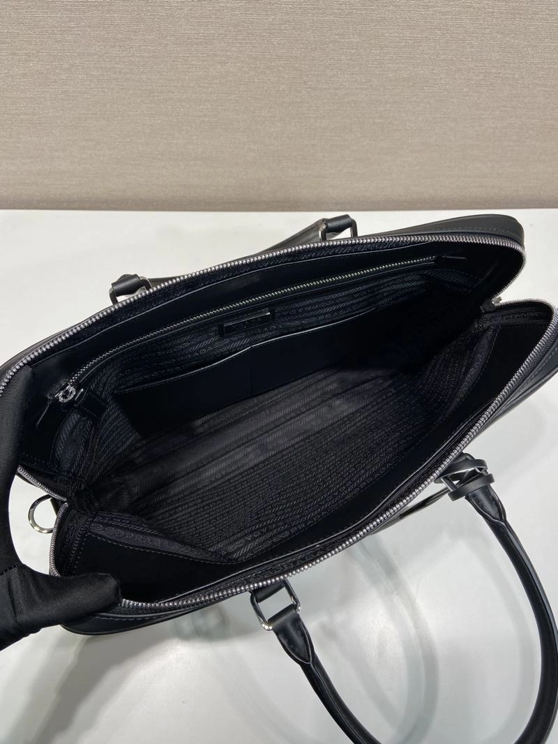 Pra*a briefcase 4099f-0126