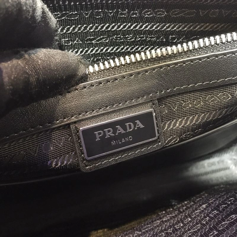 Pra*a briefcase 4099g-0044