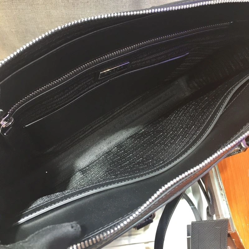 Pra*a briefcase 4099g-0045