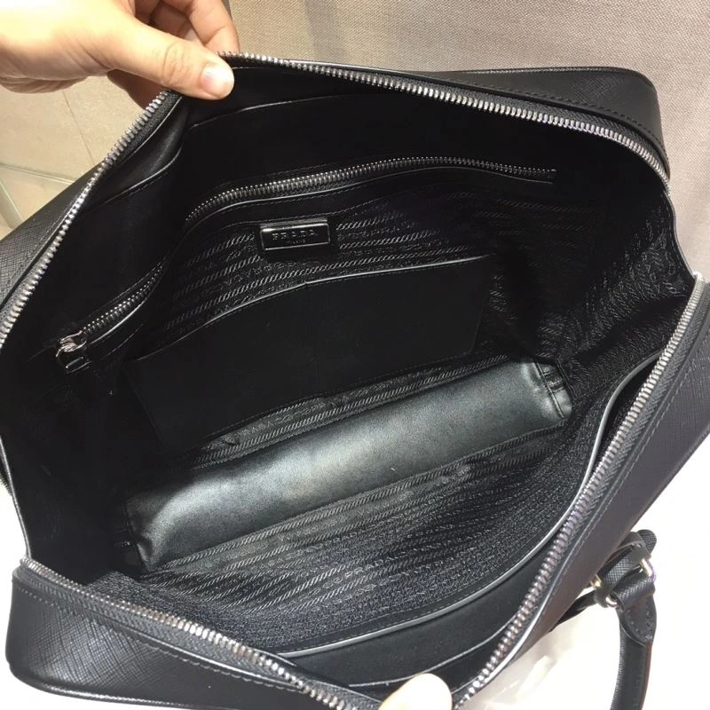 Pra*a briefcase 4099g-0046