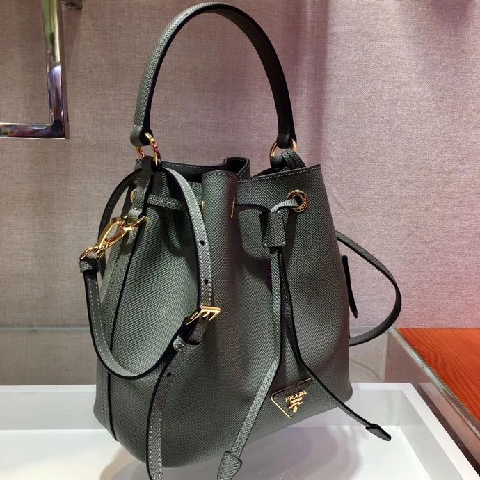 Pra*a bucket bags 4099g-0066