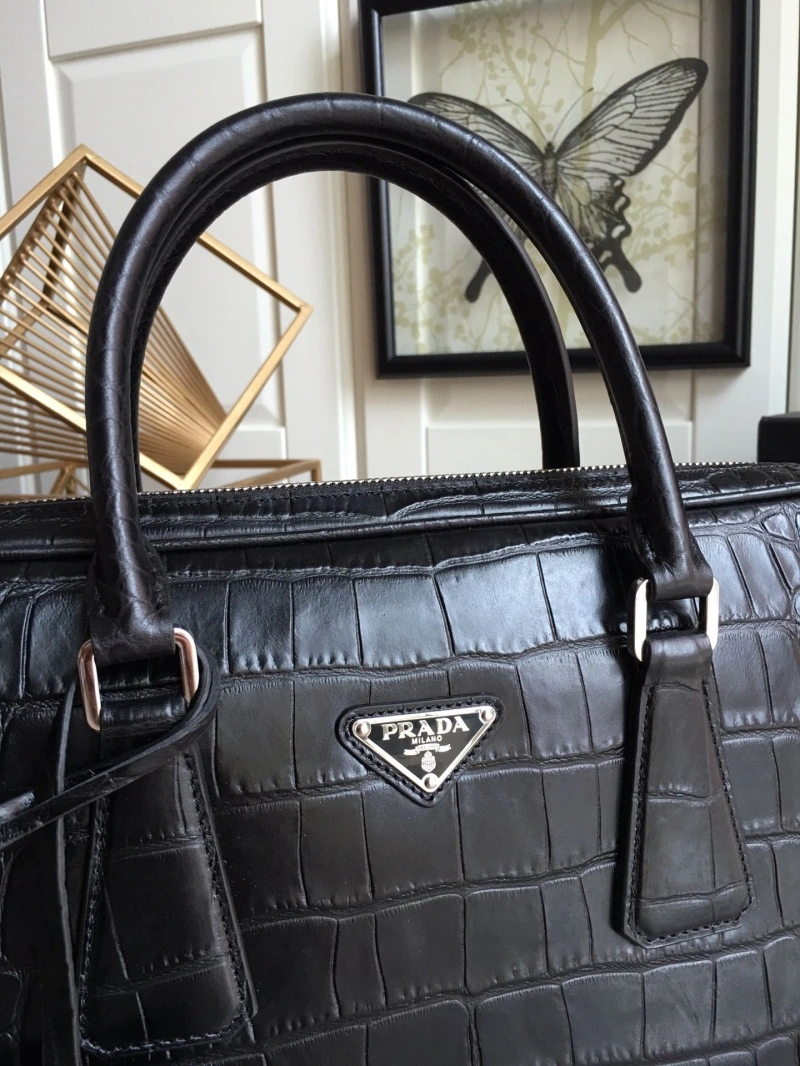 Pra*a briefcase 4099h-0002
