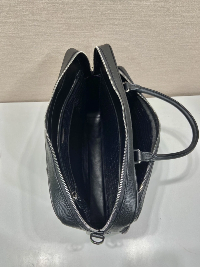 Pra*a briefcase 4099h-0262