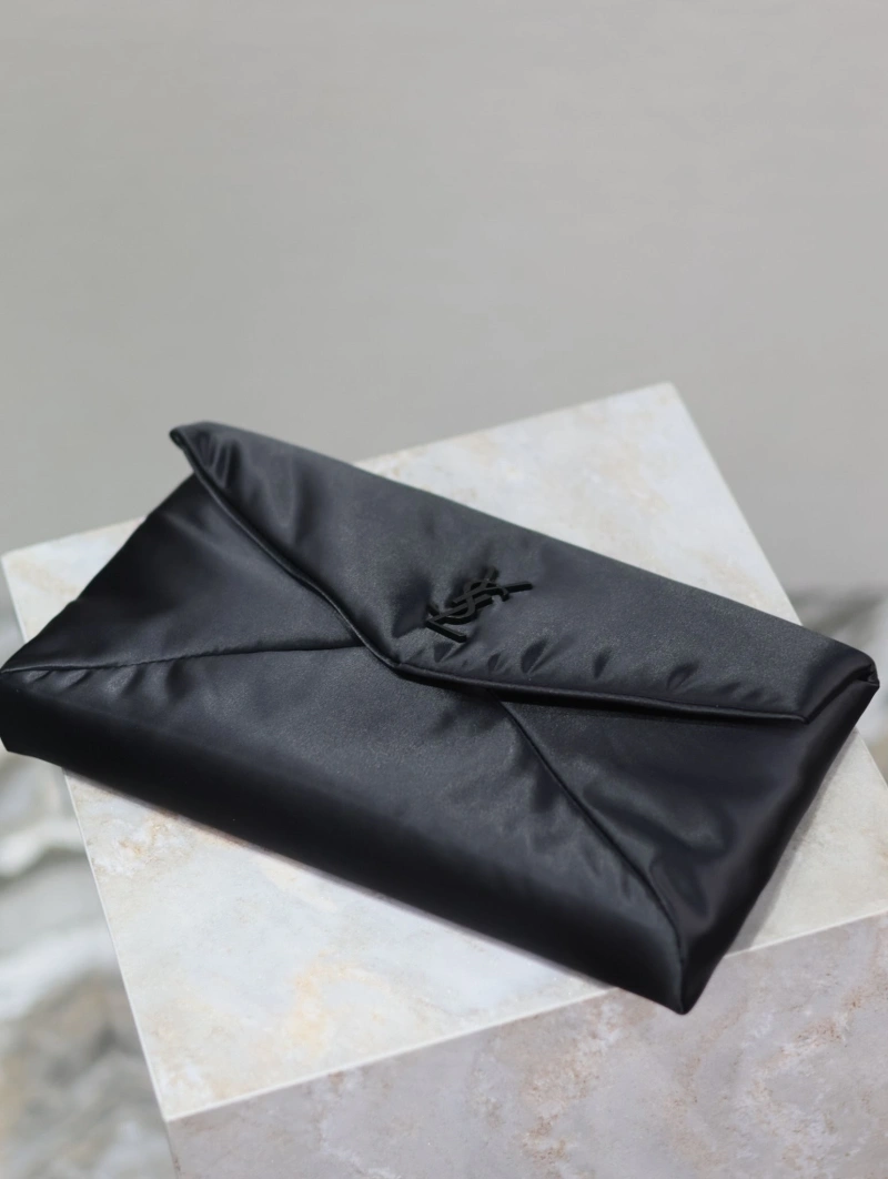 Y51 clutch bags 4113a-0066