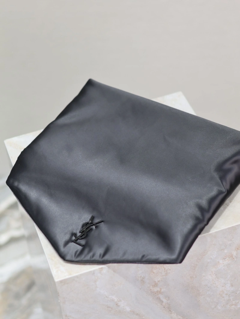 Y51 clutch bags 4113a-0066