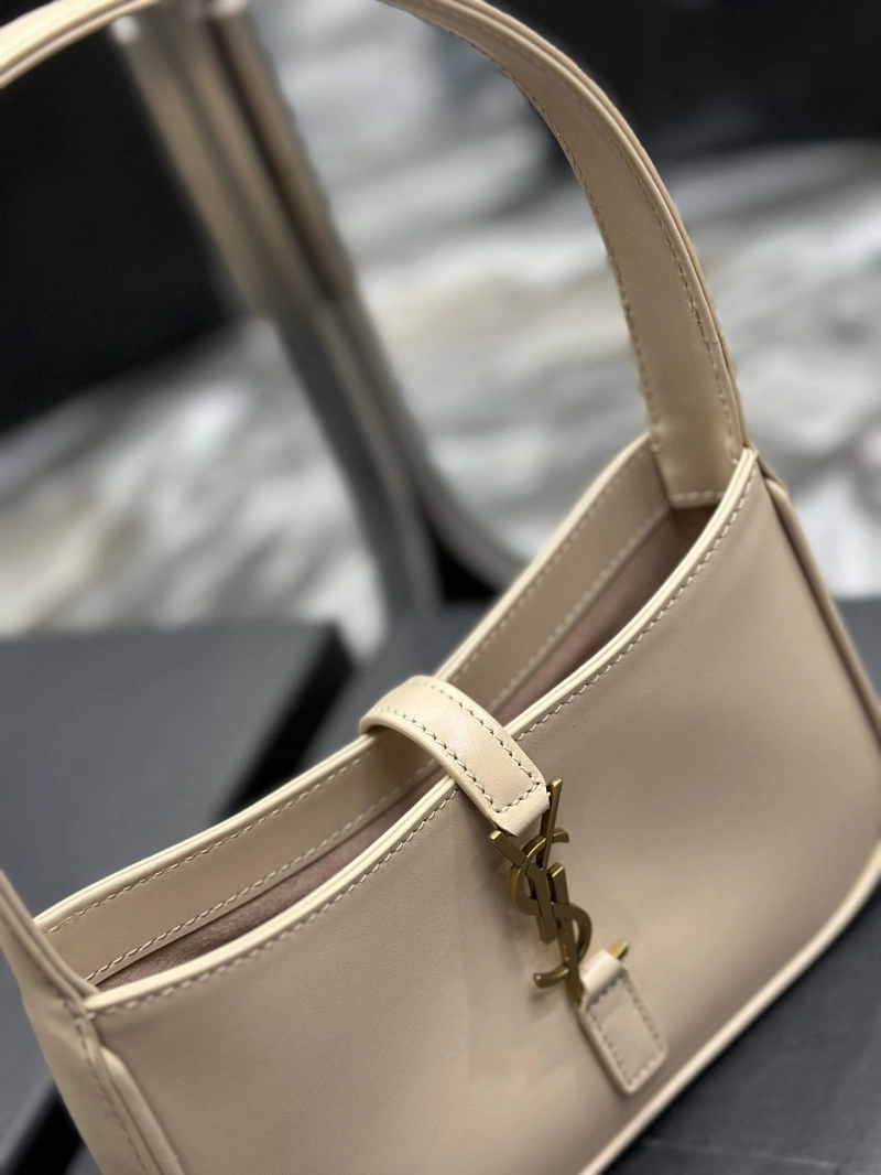 Y51 top handle bags 4113d-0105