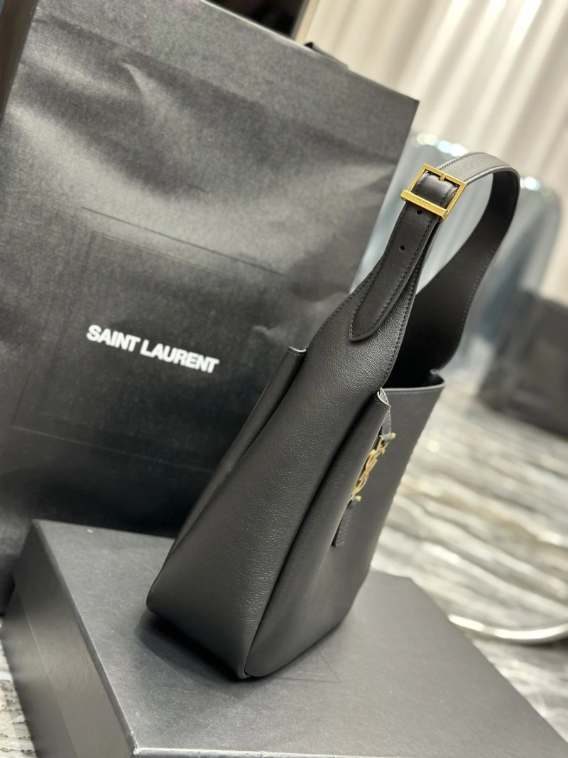 Y51 bucket bags 4113f-0026