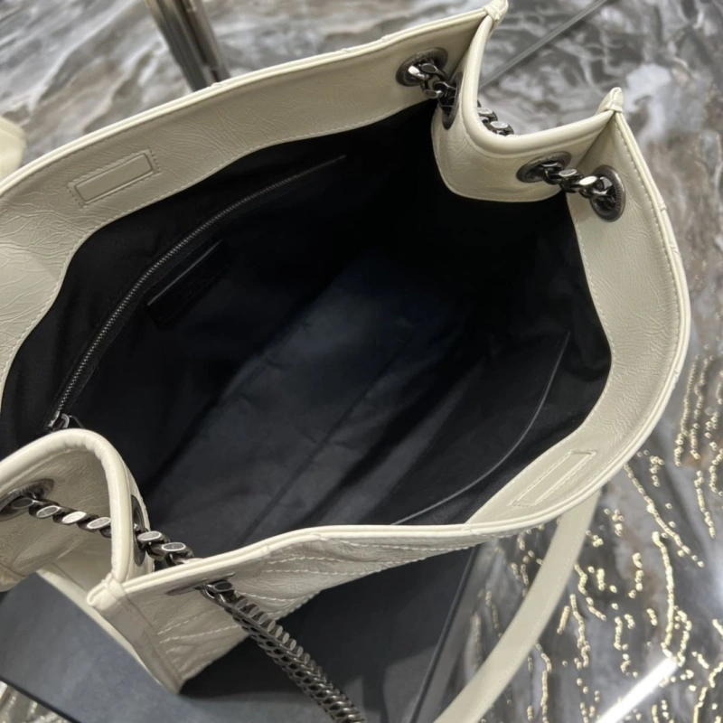 Y51 top handle bags 4113f-0107