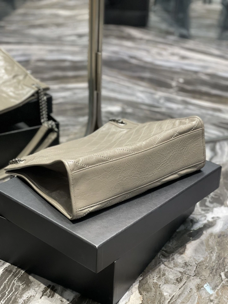 Y51 top handle bags 4113f-0111