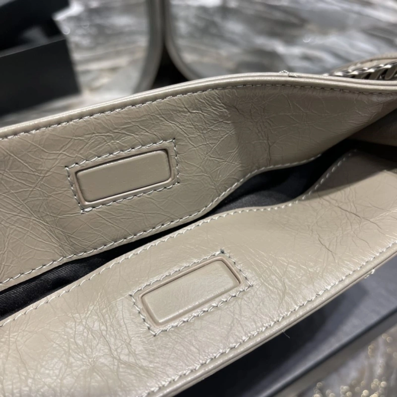 Y51 top handle bags 4113f-0111