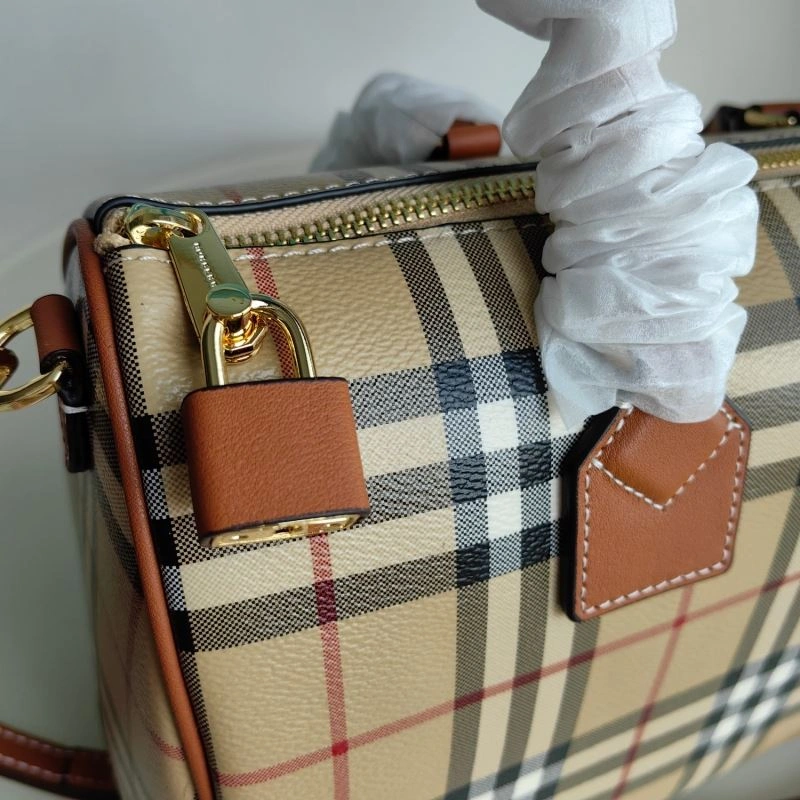 Bv*b*rry speedy bags 4115-0003