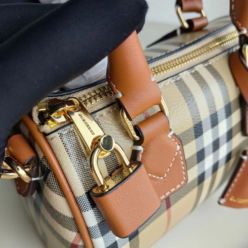 Bv*b*rry speedy bags 4115-0004
