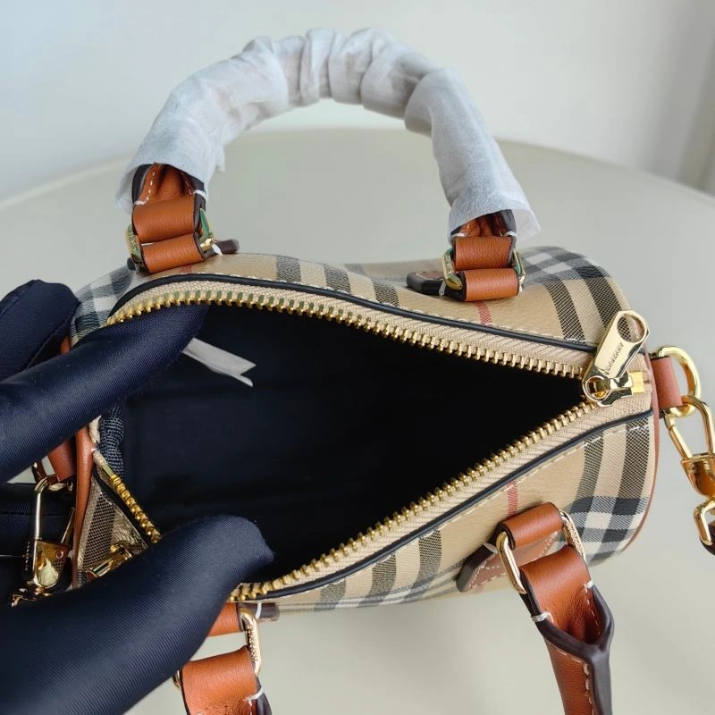 Bv*b*rry speedy bags 4115-0004