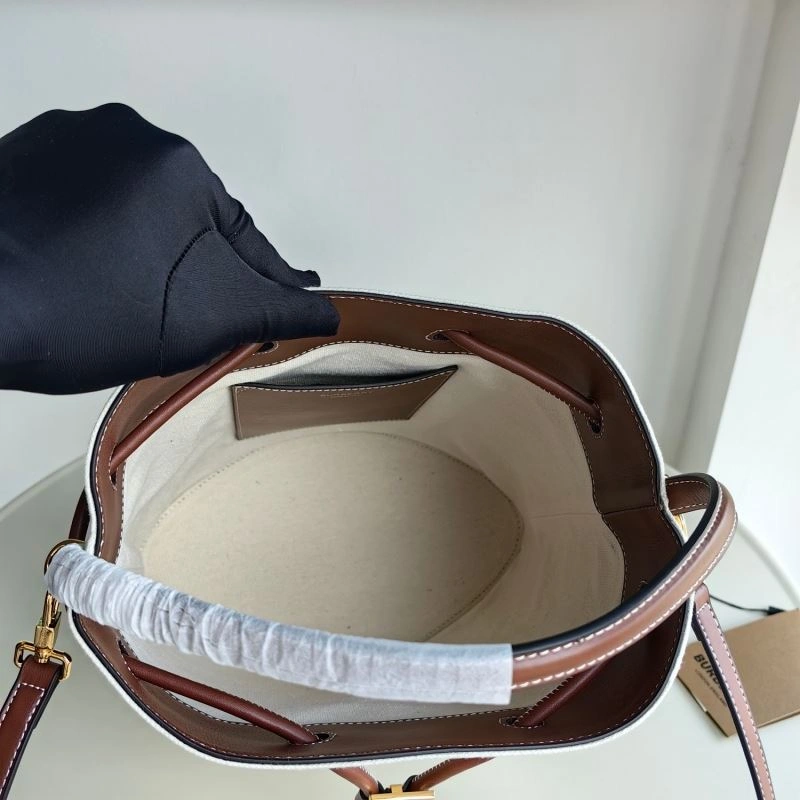 Bv*b*rry bucket bags 4115-0011