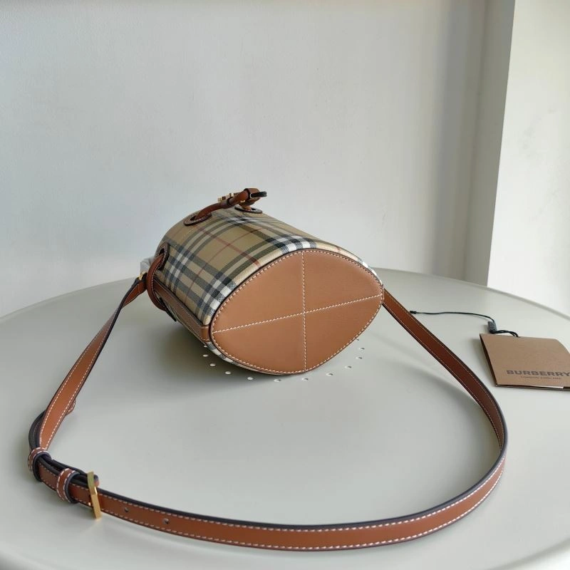 Bv*b*rry bucket bags 4115-0023