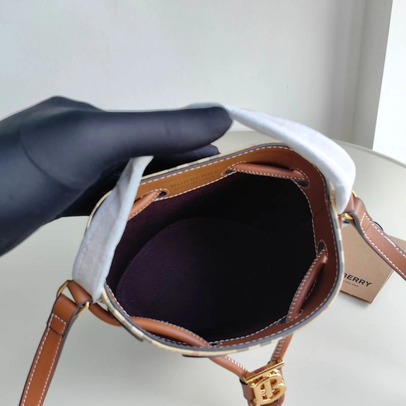 Bv*b*rry bucket bags 4115-0023