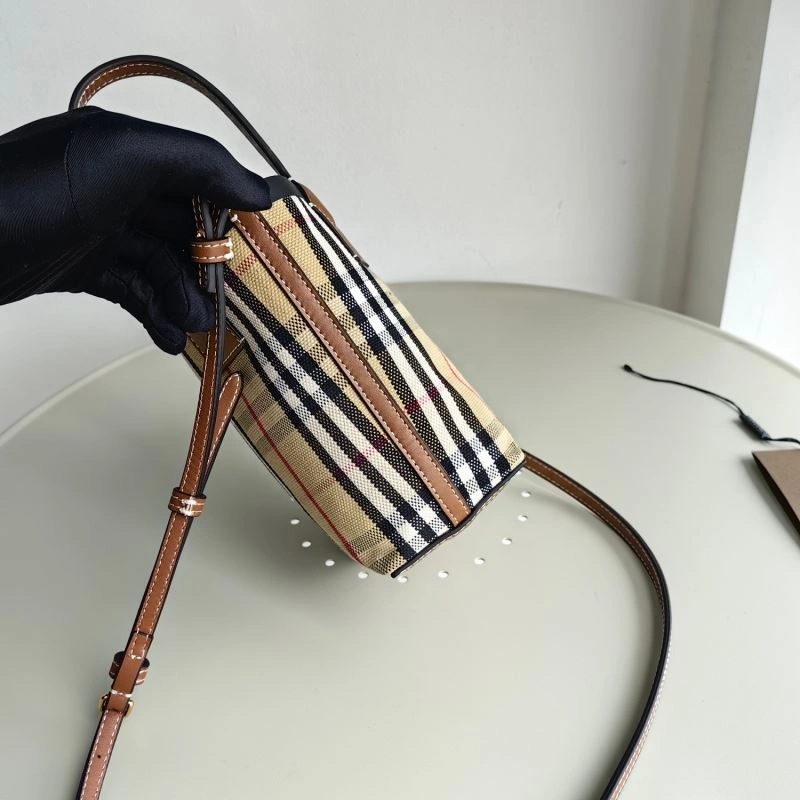 Bv*b*rry bucket bags 4115-0025