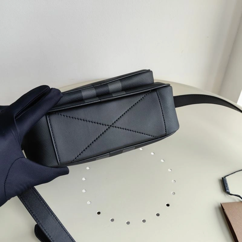Bv*b*rry satchel bags 4115-0027