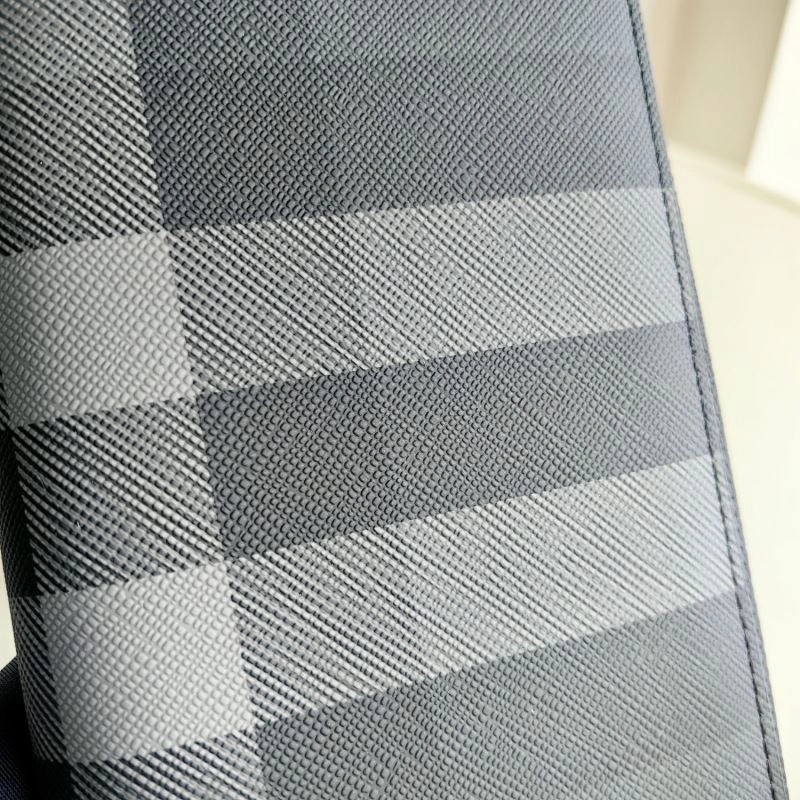 Bv*b*rry wallets 4115-0052