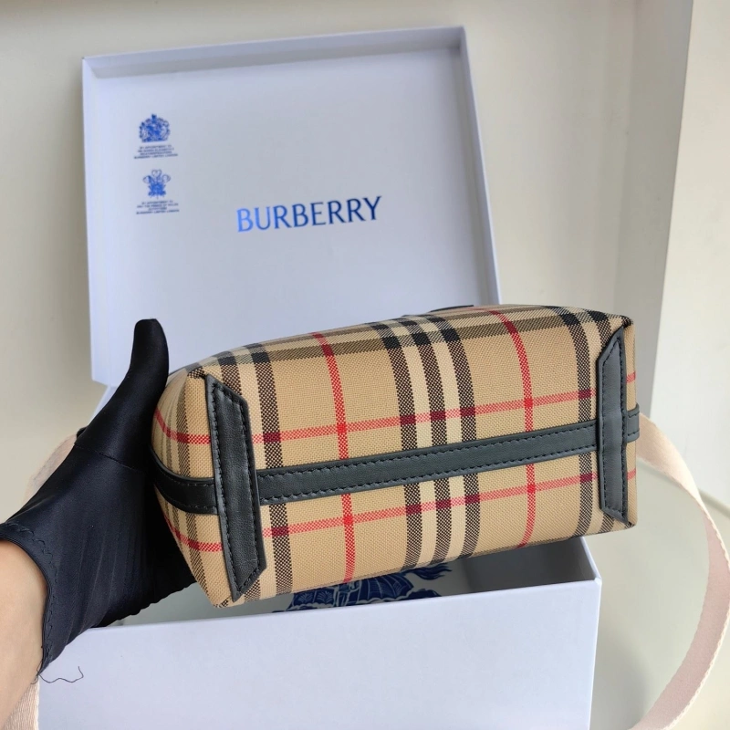 Bv*b*rry top handle bags 4115a-0010