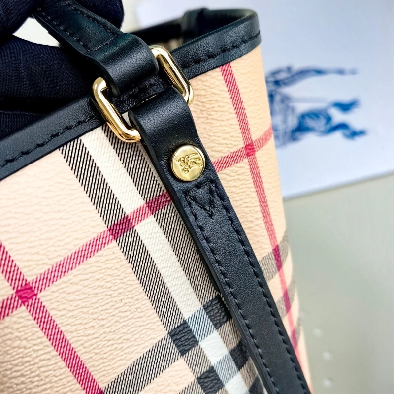Bv*b*rry shopping bags 4115a-0011