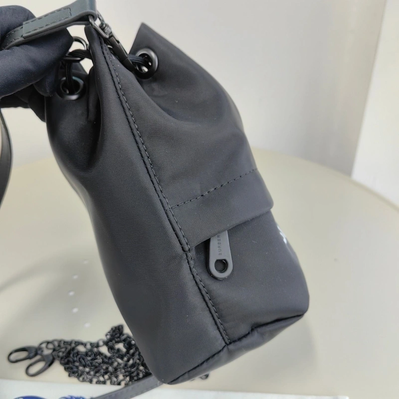 Bv*b*rry bucket bags 4115a-0021