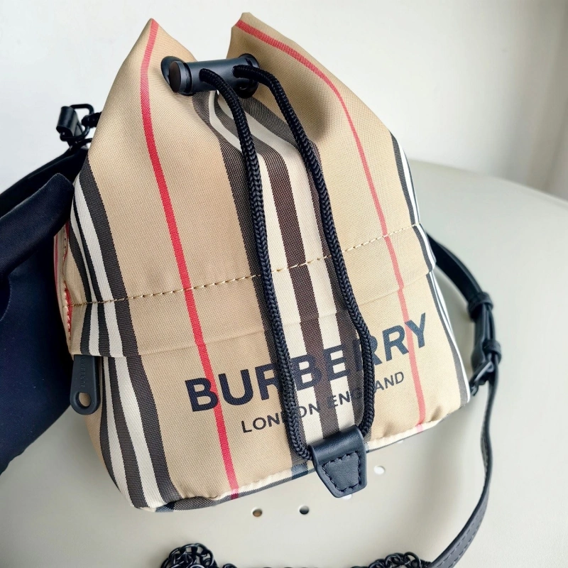 Bv*b*rry bucket bags 4115a-0022