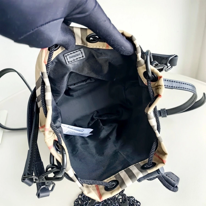 Bv*b*rry bucket bags 4115a-0022