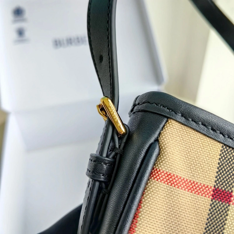 Bv*b*rry satchel bags 4115a-0023