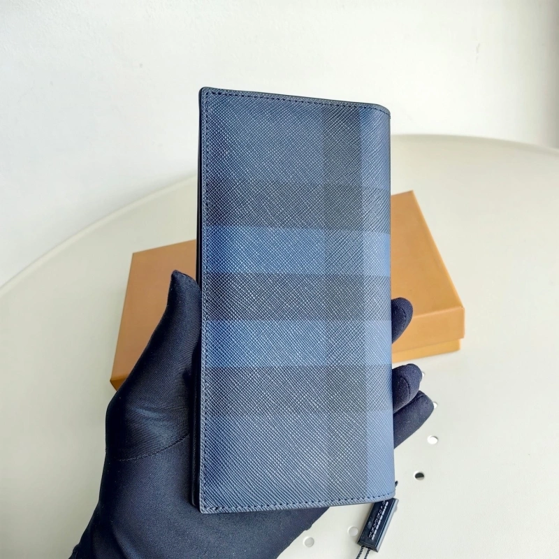 Bv*b*rry wallets 4115a-0029