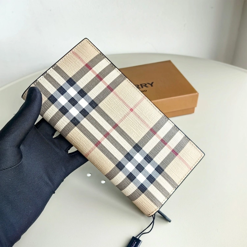 Bv*b*rry wallets 4115a-0031