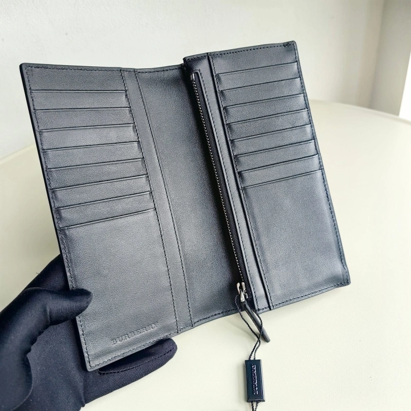 Bv*b*rry wallets 4115a-0031