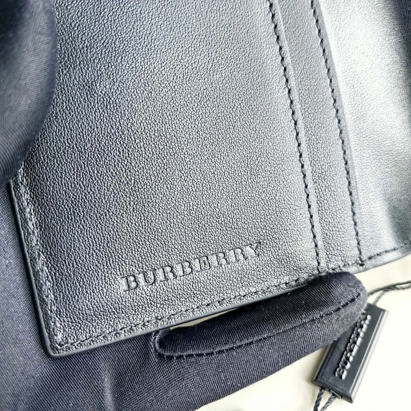 Bv*b*rry wallets 4115a-0031