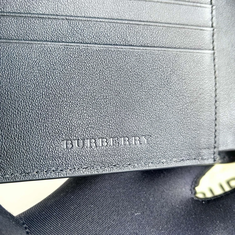 Bv*b*rry wallets 4115a-0032