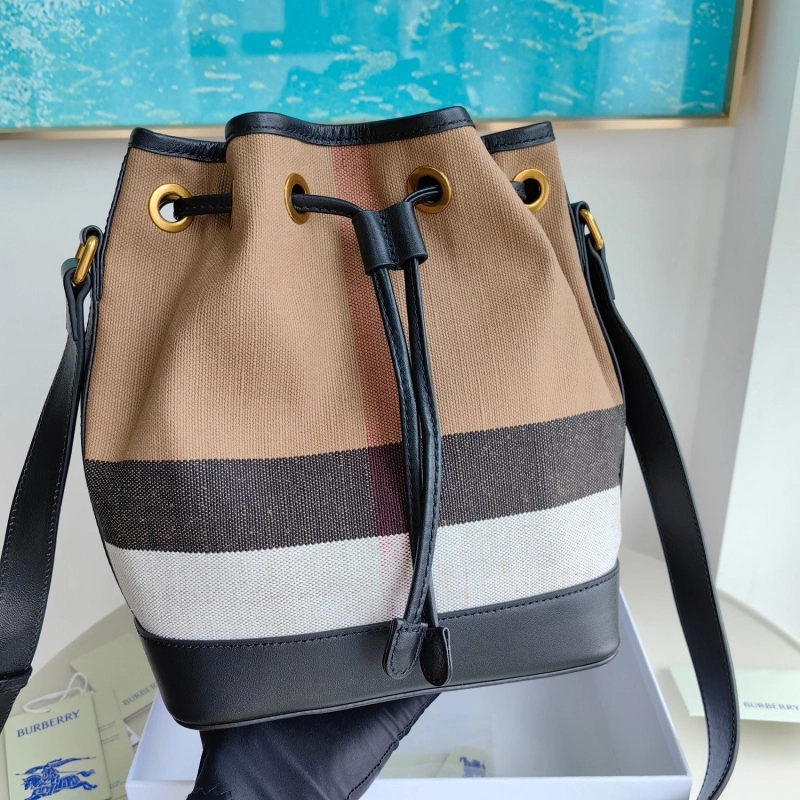 Bv*b*rry bucket bags 4115a-0034