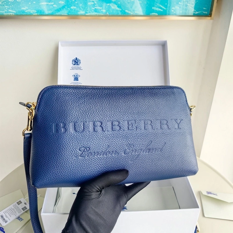 Bv*b*rry wallets 4115a-0042