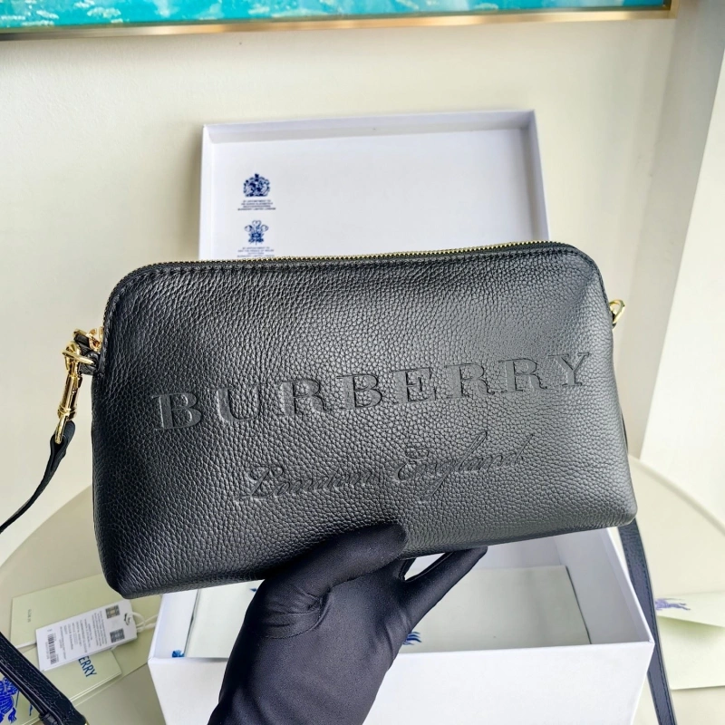 Bv*b*rry wallets 4115a-0043