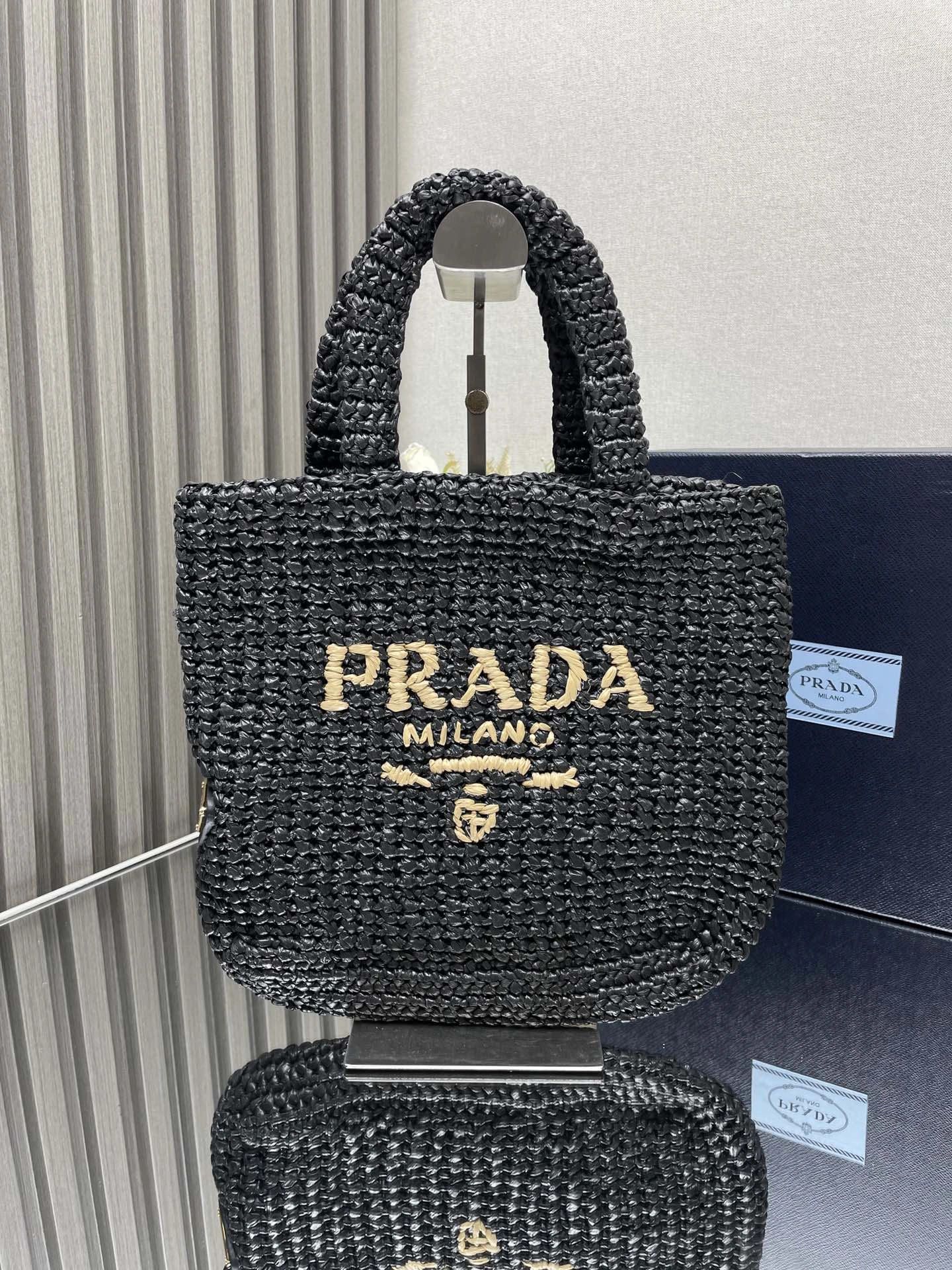 Pra*a shopping bags 4135d-0003