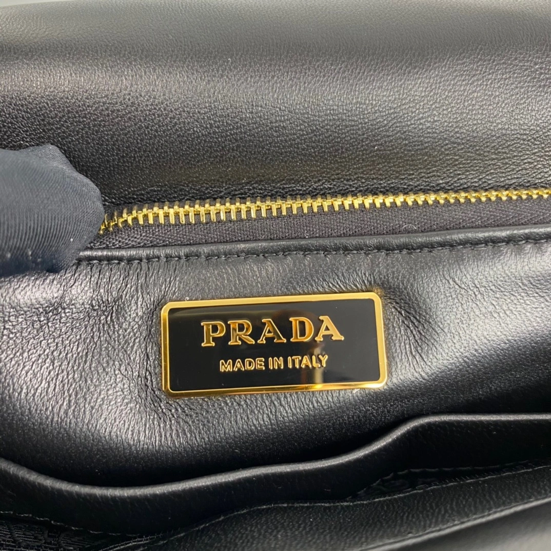 Pra*a satchel bags 4135d-0018
