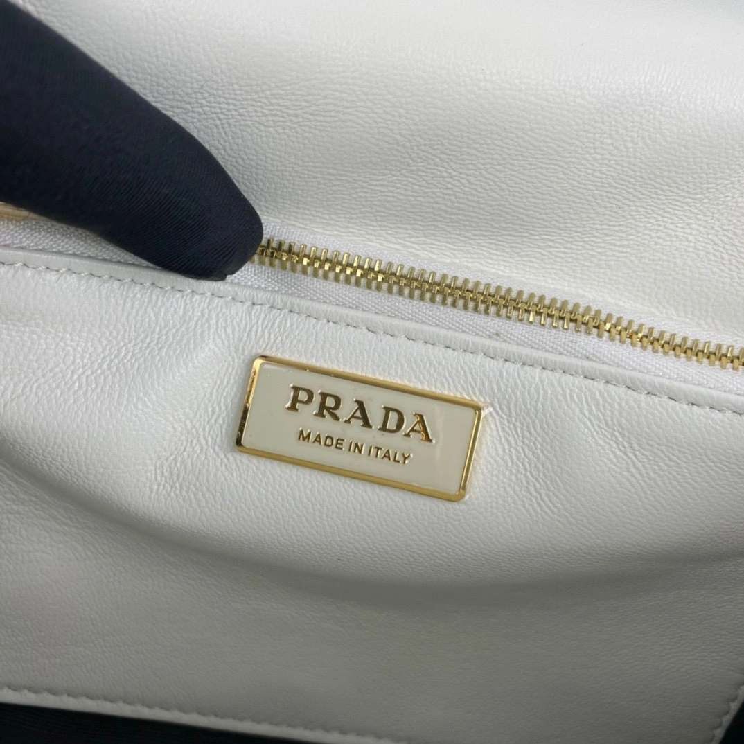 Pra*a satchel bags 4135d-0019