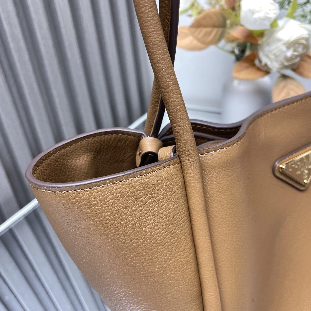 Pra*a shopping bags 4135d-0031
