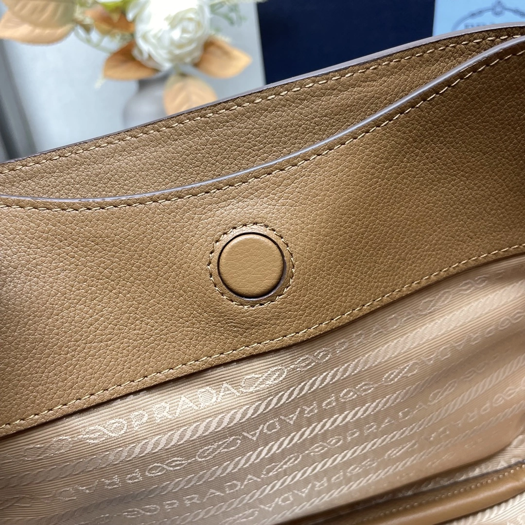 Pra*a shopping bags 4135d-0031