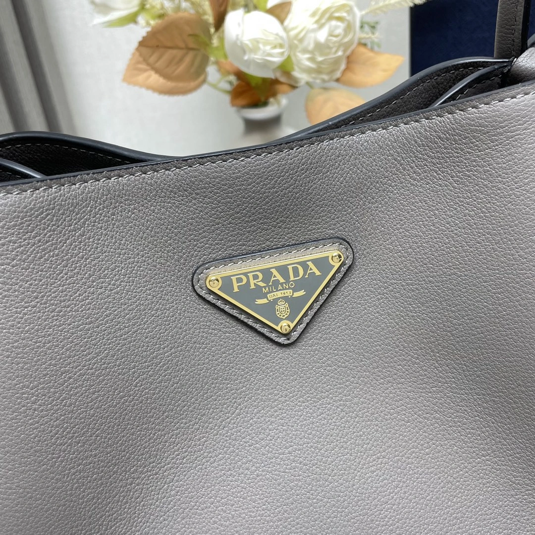 Pra*a shopping bags 4135d-0034