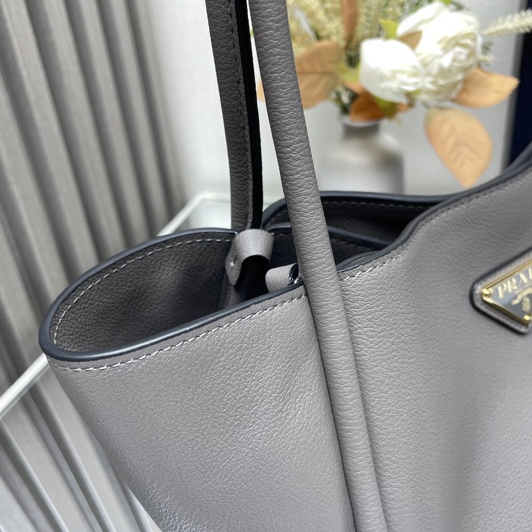 Pra*a shopping bags 4135d-0034