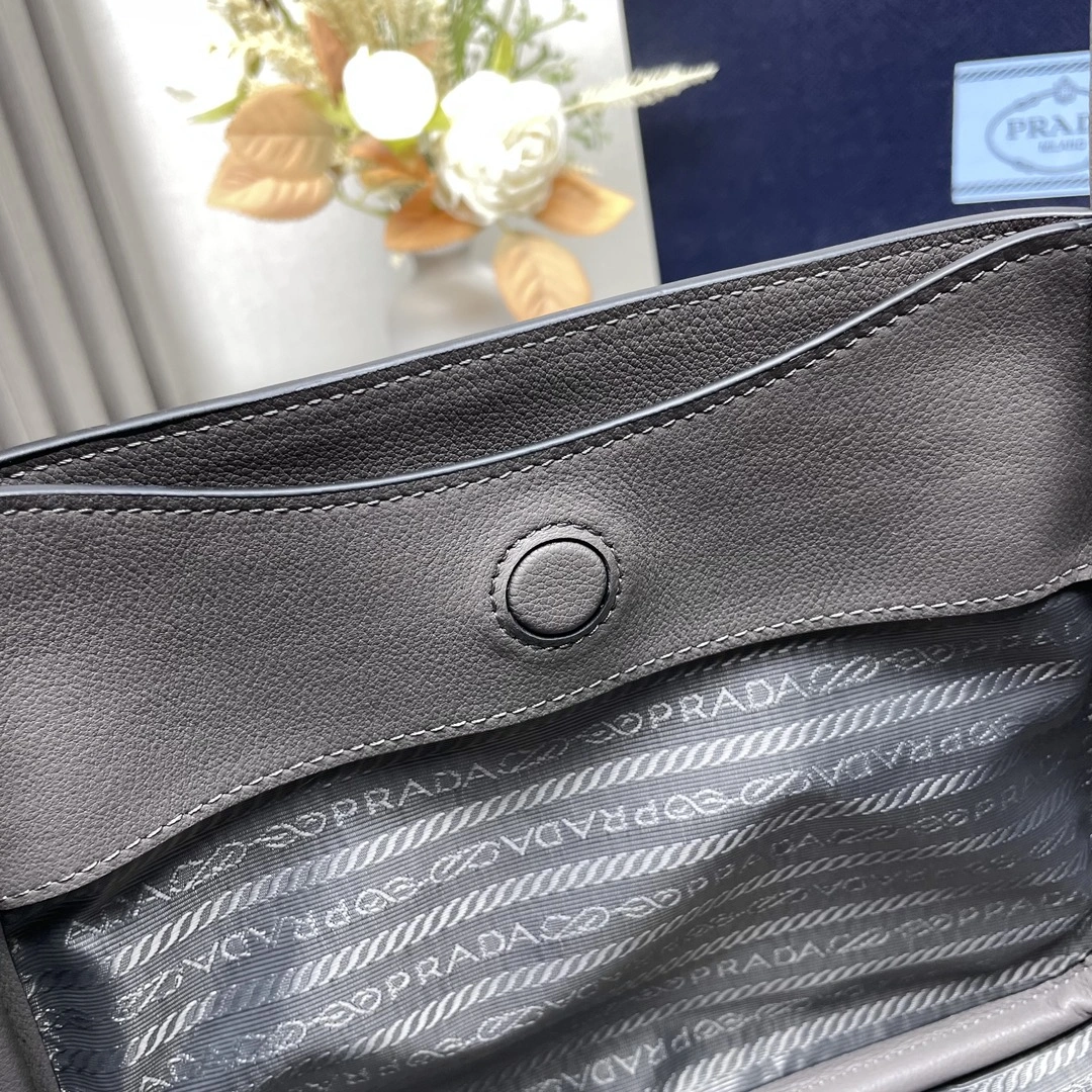 Pra*a shopping bags 4135d-0034