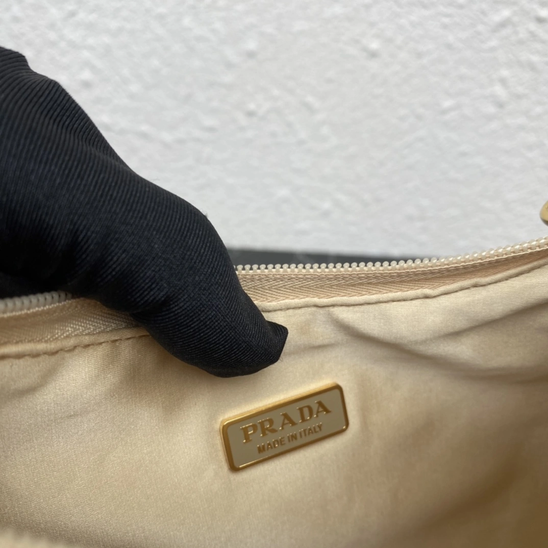 Pra*a top handle bags 4135d-0044